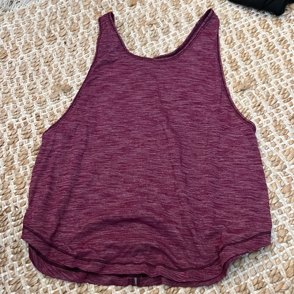 Lululemon tank
